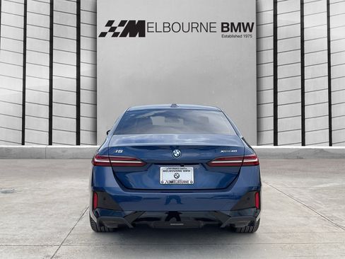 Certified 2025 BMW i5 xDrive40 w/ M Sport Package AWD/4WD image 5