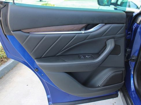 Used 2023 Maserati Levante GT image 35