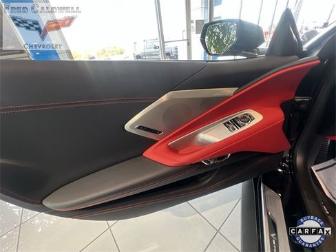 Used 2024 Chevrolet Corvette Stingray Premium Cpe w/ Z51 Performance Package image 20