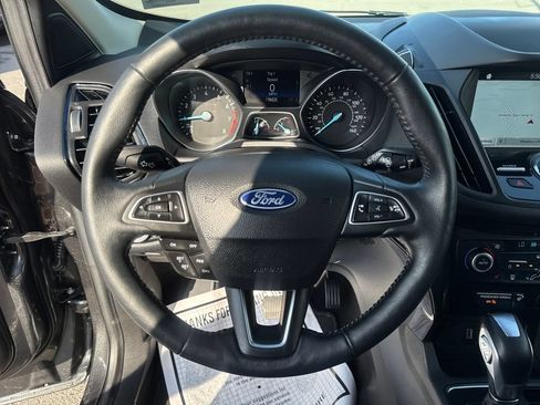 Used 2019 Ford Escape Titanium AWD/4WD image 32