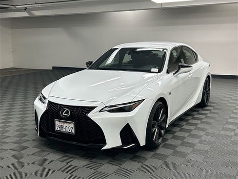 Certified 2025 Lexus IS 300 F Sport image 2