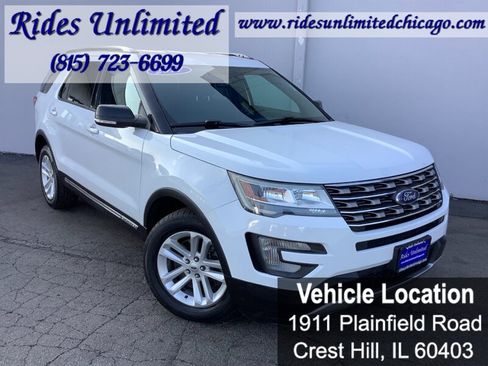 Used 2017 Ford Explorer XLT FWD image 8