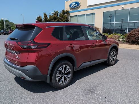 Used 2023 Nissan Rogue SV w/ SV Premium B Package AWD/4WD image 5