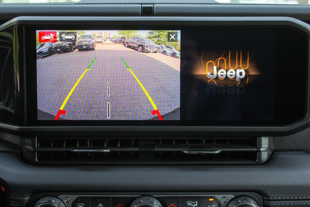 Used 2025 Jeep Wrangler Unlimited Rubicon 392 AWD/4WD image 18