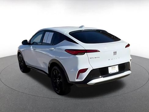 Used 2025 Buick Envista Sport Touring image 14