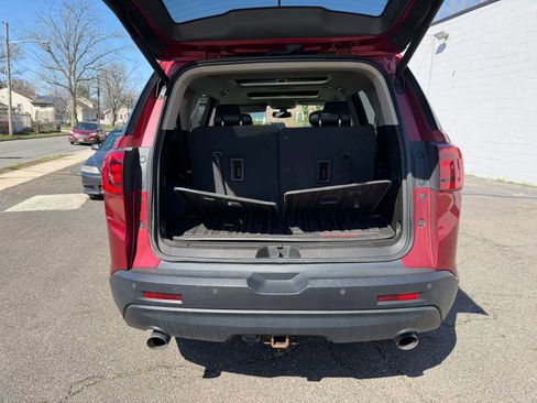 Used 2019 GMC Acadia SLT image 14