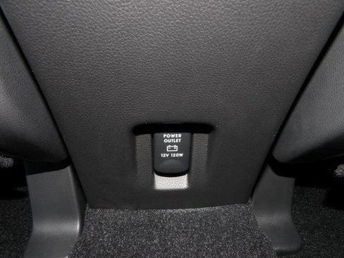 New 2026 Mitsubishi Eclipse Cross LE image 18