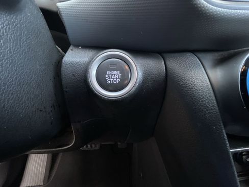 Used 2020 Hyundai Kona SEL Plus FWD image 17