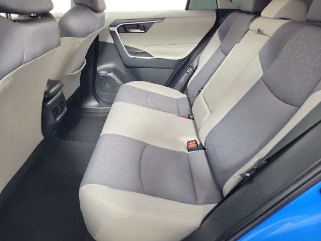 Used 2020 Toyota RAV4 XLE w/ Convenience Package AWD/4WD image 12