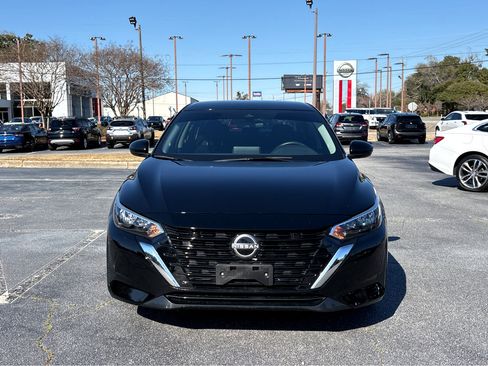 Used 2025 Nissan Sentra SV w/ All-Weather Package image 2