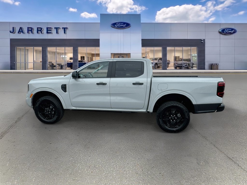 New 2026 Ford Ranger XLT w/ Black Appearance Package RWD image 4