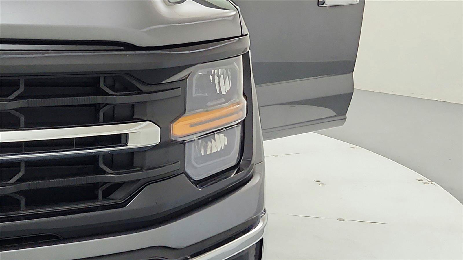 Used 2025 Ford F150 XLT w/ Equipment Group 301A Standard AWD/4WD image 19