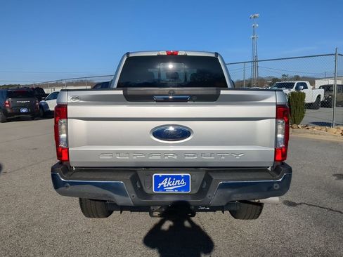 Certified 2019 Ford F250 Lariat w/ Lariat Value Package image 4