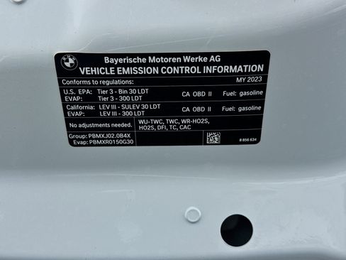 Used 2023 BMW X4 xDrive30i w/ M Sport Package image 21