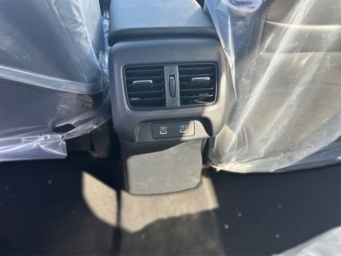 Certified 2025 Acura ADX A-Spec image 18