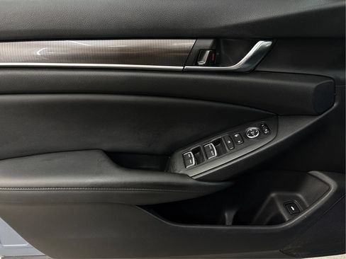 Used 2021 Honda Accord Sport image 25