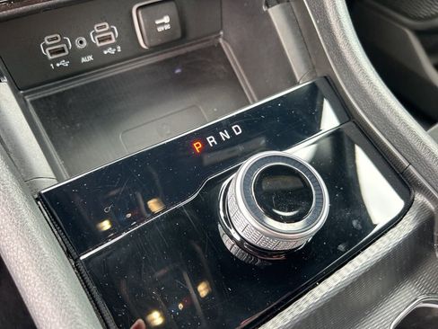 Used 2025 Jeep Grand Cherokee L Altitude AWD/4WD image 32