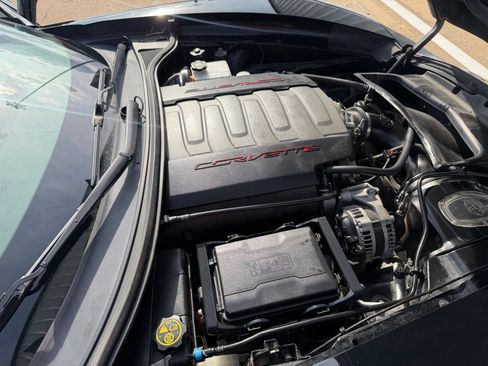 Used 2017 Chevrolet Corvette Stingray Coupe w/ Battery Protection Package RWD image 24