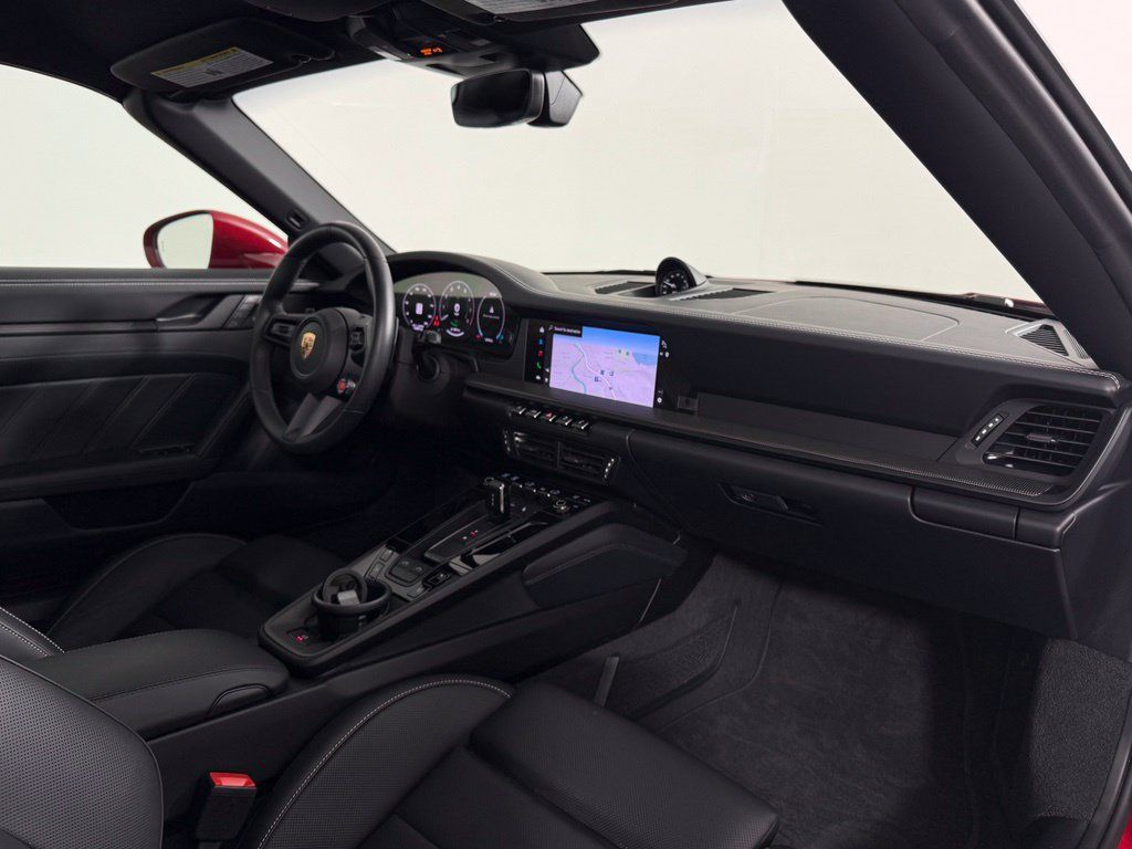 Certified 2026 Porsche 911 Targa 4 GTS AWD/4WD image 21