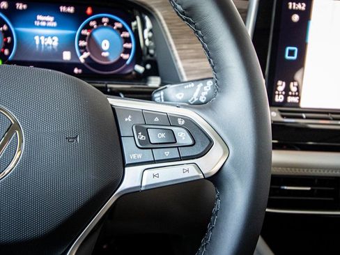 New 2026 Volkswagen Atlas SEL Premium R-Line image 36