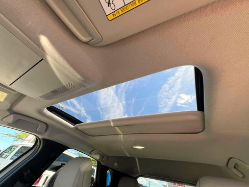 Used 2022 MAZDA CX-30 AWD 2.5 S w/ Preferred Package image 33