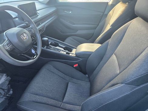 Certified 2023 Honda Accord EX image 20