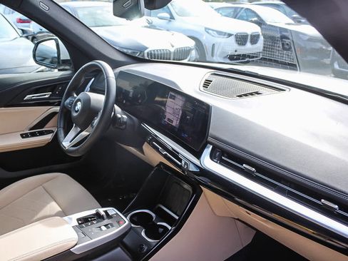 Used 2023 BMW X1 xDrive28i w/ Convenience Package image 16