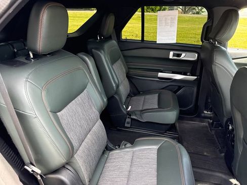 Used 2023 Ford Explorer Timberline w/ Timberline Technology Package AWD/4WD image 14