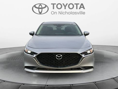 Used 2019 MAZDA MAZDA3 Sedan image 9