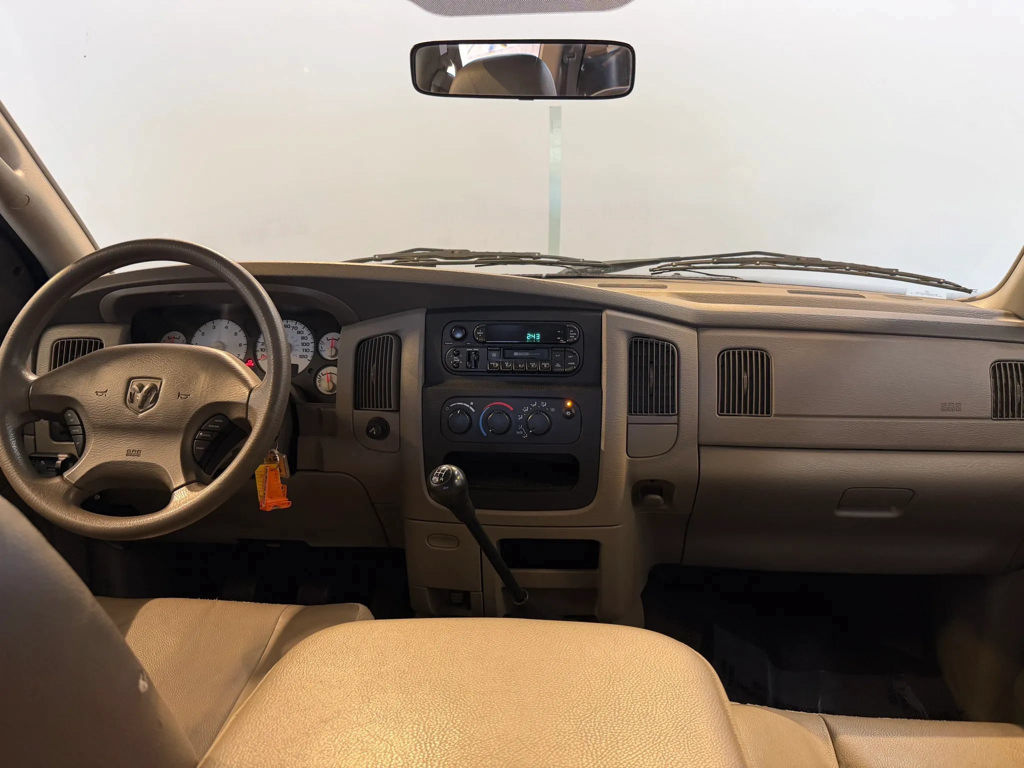 Used 2003 Dodge Ram 2500 Truck SLT RWD image 14