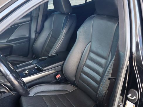 Used 2016 Lexus IS 200t w/ F Sport Package RWD image 12