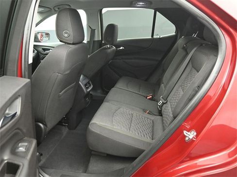 Used 2019 Chevrolet Equinox LT image 21