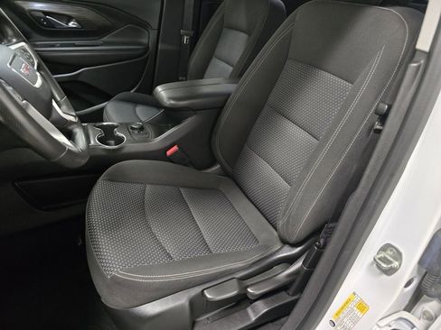 Used 2023 GMC Terrain SLE image 20