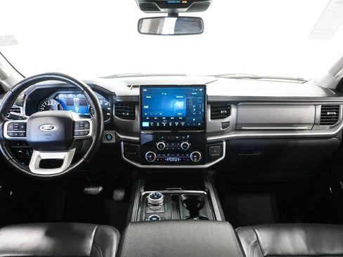 Used 2024 Ford Expedition XLT AWD/4WD image 10