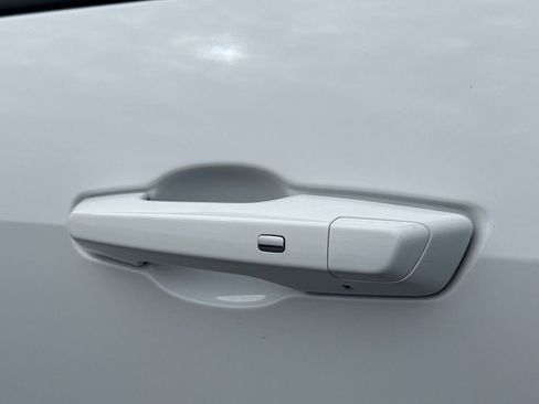 New 2026 GMC Acadia Elevation AWD/4WD image 15