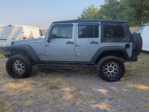 Used 2014 Jeep Wrangler Unlimited Sport AWD/4WD image 8