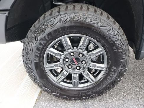 New 2026 GMC Sierra 1500 AT4X AWD/4WD image 10