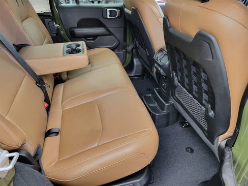 Used 2023 Jeep Wrangler Unlimited Rubicon 4xe w/ Steel Bumper Group image 21