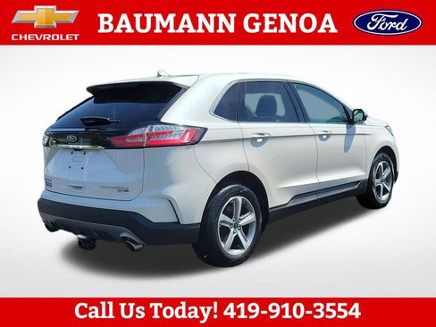 Used 2019 Ford Edge Titanium w/ Cold Weather Package AWD/4WD image 5