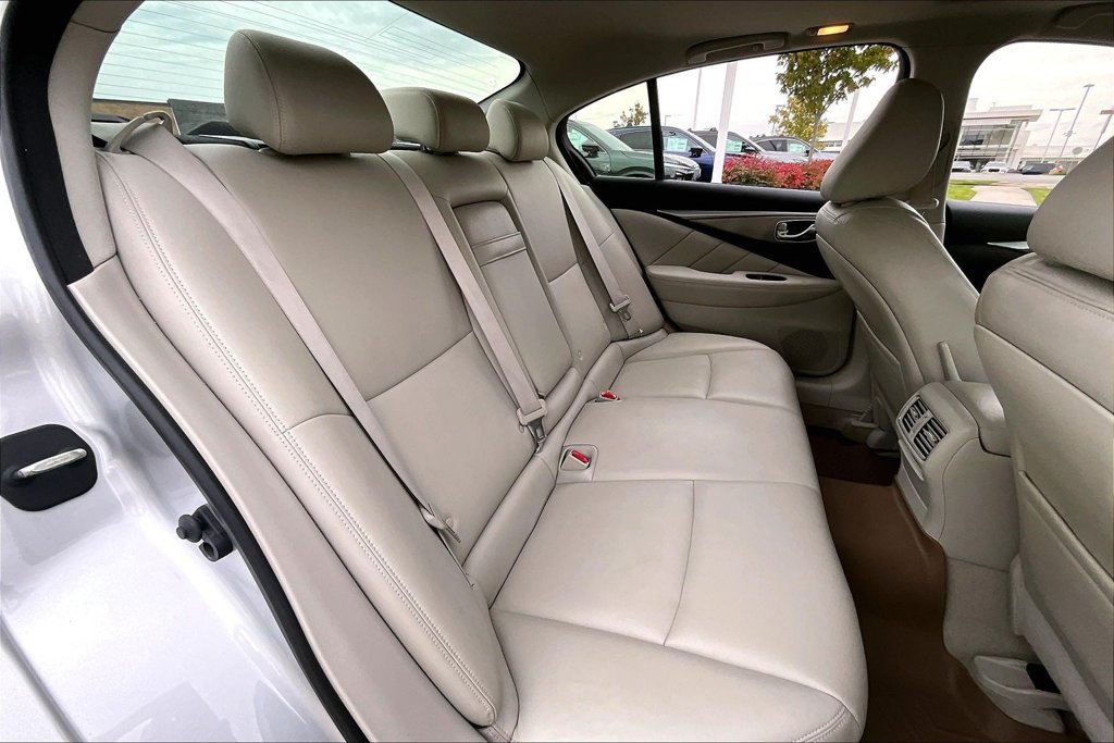 Used 2014 INFINITI Q50 Premium w/ Navigation Package AWD/4WD image 30