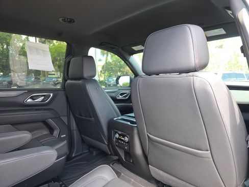 Used 2023 Chevrolet Tahoe RST w/ Luxury Package RWD image 17