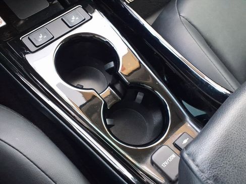 Certified 2020 Toyota Prius Prime XLE image 23