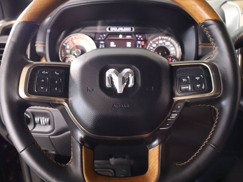 Used 2021 RAM 3500 Limited AWD/4WD image 3