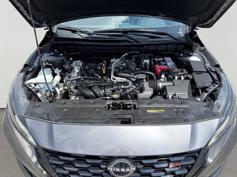 Used 2024 Nissan Altima 2.5 SR FWD image 9