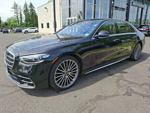 Certified 2022 Mercedes-Benz S 500 4MATIC image 3