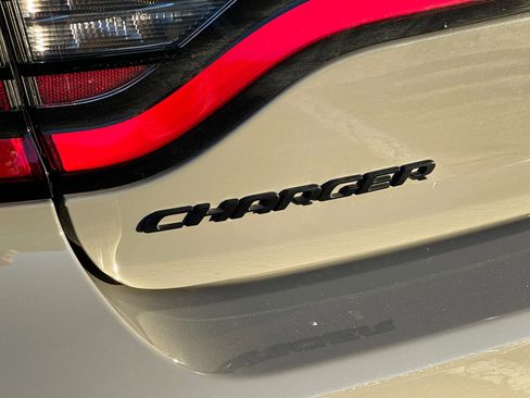 Used 2023 Dodge Charger SXT w/ Blacktop Package image 25