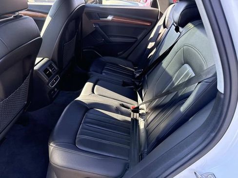 Used 2023 Audi Q5 2.0T Premium Plus image 17