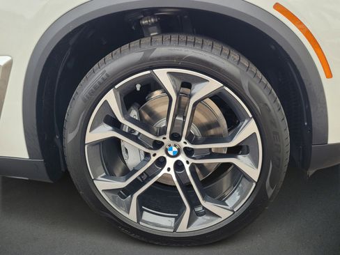 New 2026 BMW X5 xDrive40i image 9