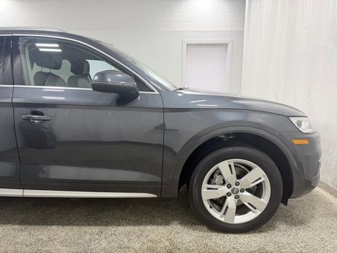 Used 2019 Audi Q5 2.0T Premium Plus w/ Premium Plus Package AWD/4WD image 8