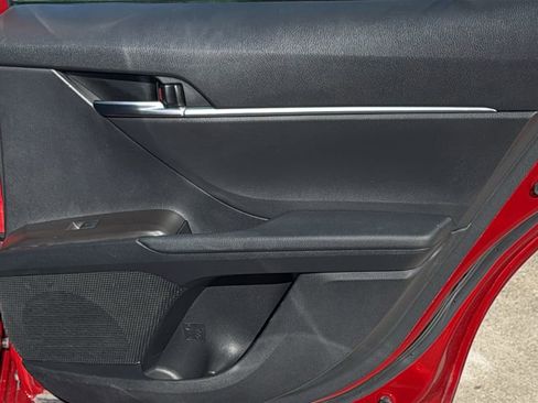 Used 2023 Toyota Camry SE image 25